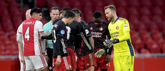 🎥 | Hevige discussie bij VI over Klassieker: 'Alles komt altijd door Ajax zelf'