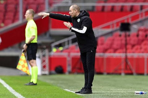 Buijs hamert op betere arbitrage in Eredivisie: ‘We moeten geen testleague worden’