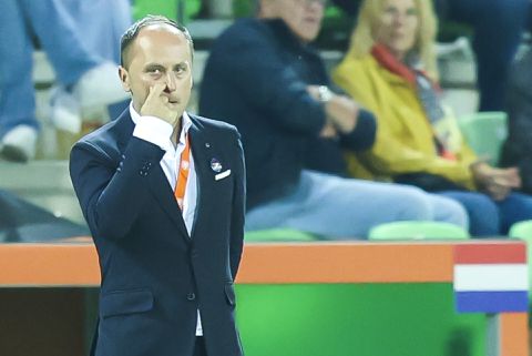 Dit is de opstelling van de Oranje Leeuwinnen tegen IJsland