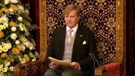 Jarig NAC maakt eigen 'Lucky TV' met Koning Willy (video)