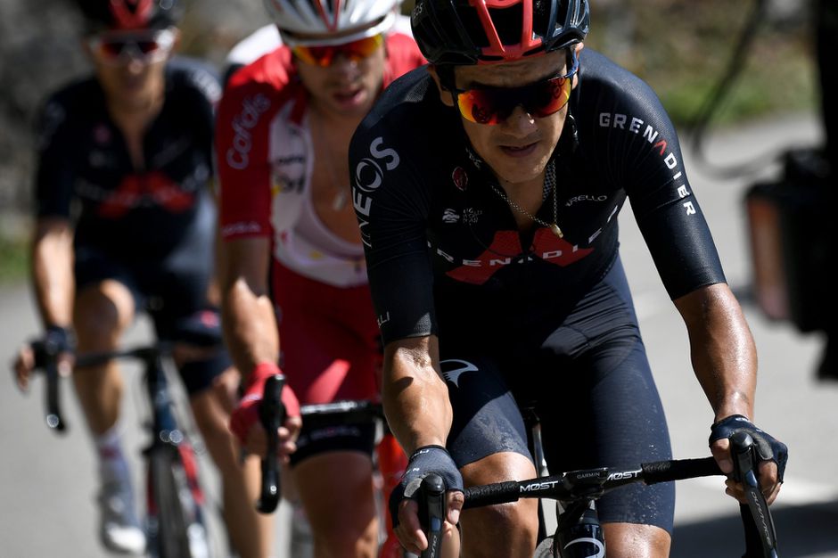 Ineos verdeelt de prijzen in laatste bergetappe Tour: Kwiatkowski de etappe, Carapaz de bergtrui