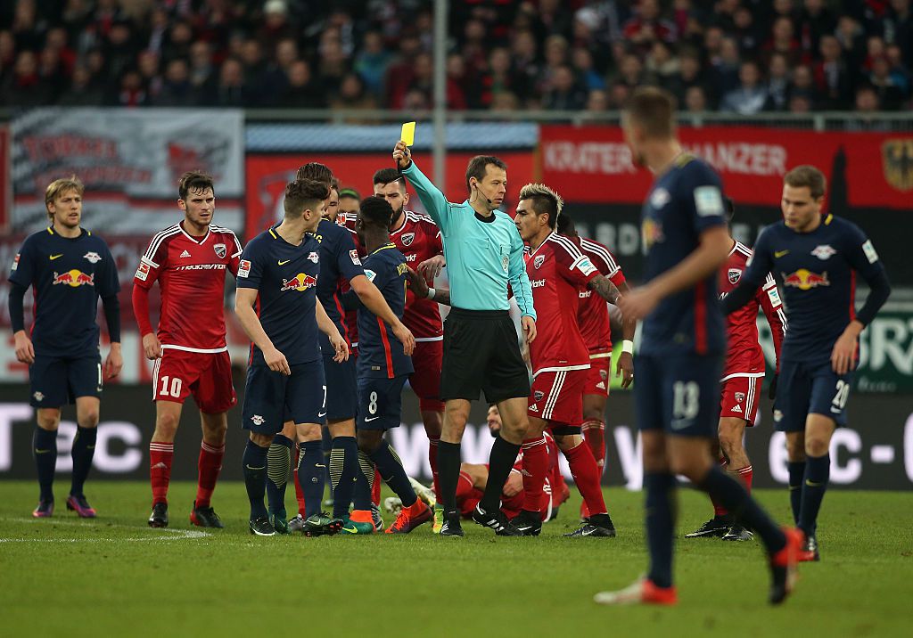 Audi vs Red Bull: RB Leipzig verspeelt koppositie bij de hekkensluiter
