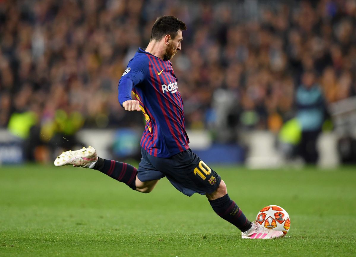 Messi verklapt zijn geheim bij vrije trappen: 'Eén stapje kan genoeg zijn'