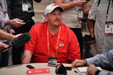 Chiefs-assistent niet bij Super Bowl na beschonken betrokkenheid bij auto-ongeluk