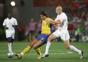 Bankdrukrecord AC Milan nog steeds op naam Stam: 'Zlatan had 2 lbs minder'