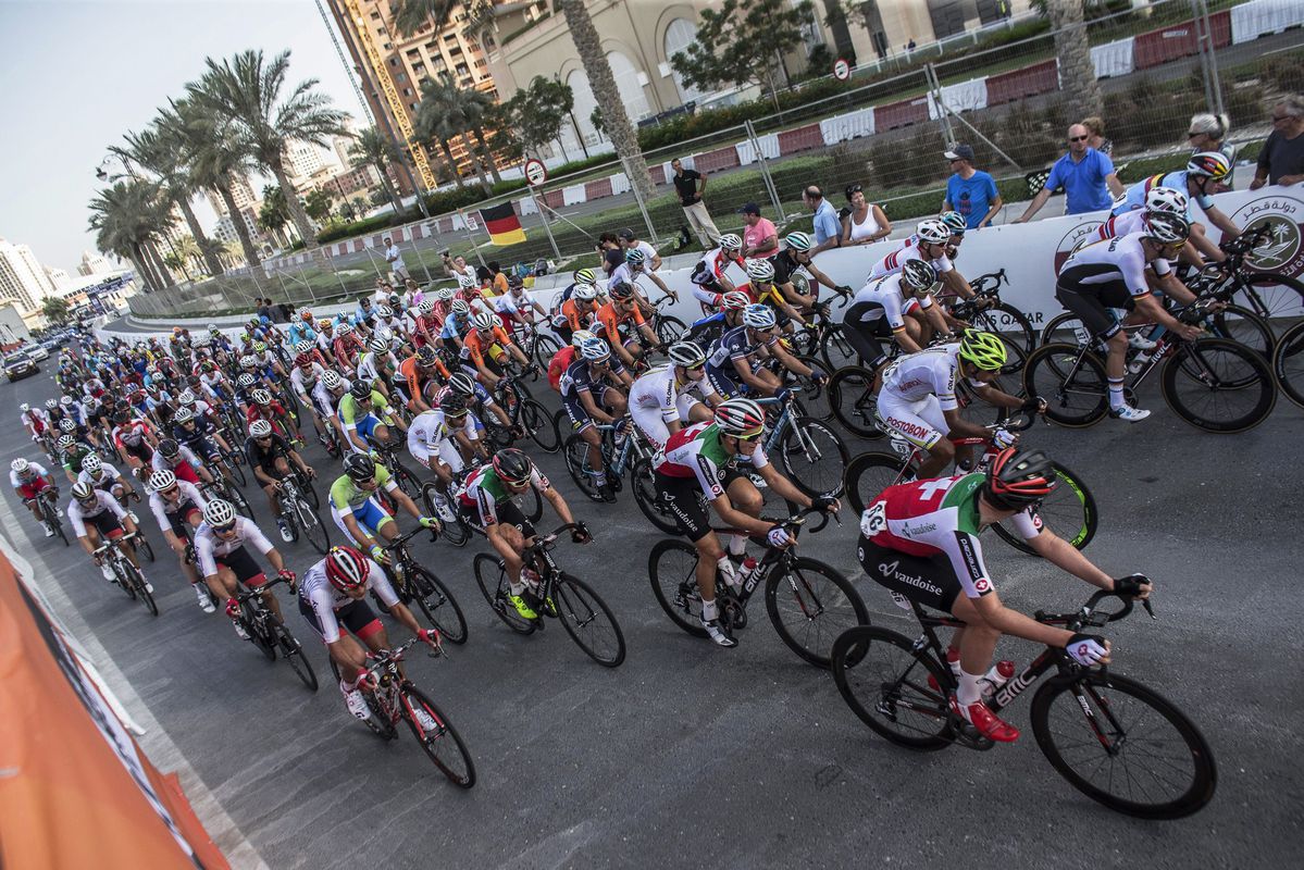 Belgische wielerbelofte onwel na finish op WK in Qatar