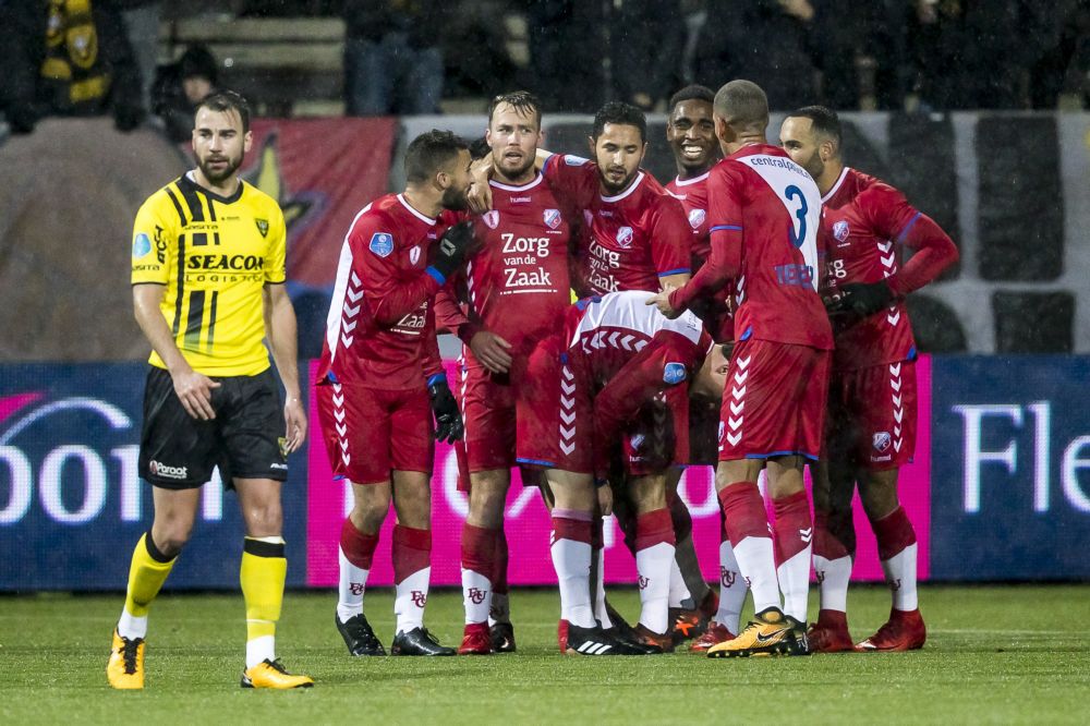 FC Utrecht wint dankzij 1 kans bij VVV: Kerk de matchwinner