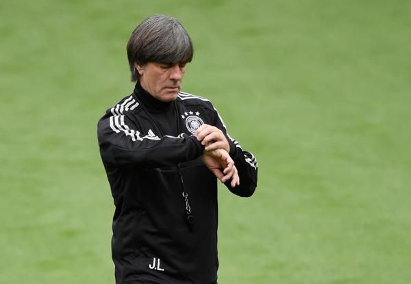 Bondscoach Löw ziet zijn internationals stralen: 'Dat zie je aan alles'