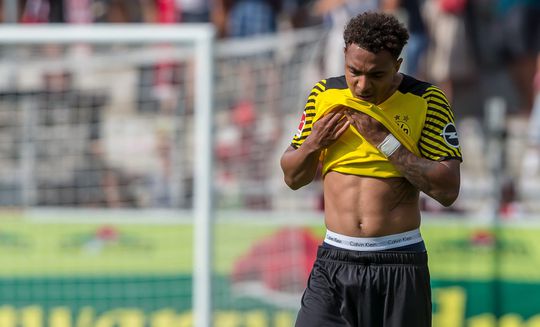 Bundesliga: basisdebuut Malen eindigt met nederlaag, Van Bommel blijft foutloos