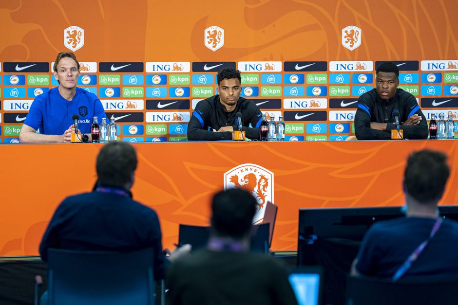 Spelers Nederlands elftal geven ook tijdens EK GEEN interviews aan Veronica Inside