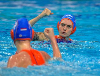 Waterpolosters treffen op OKT Italië, Frankrijk, Slowakije en Aziatisch land