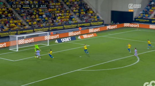 🎥 | Nederlanders helpen Ronald Koeman NIET: Memphis mist megakans, rood Frenkie de Jong