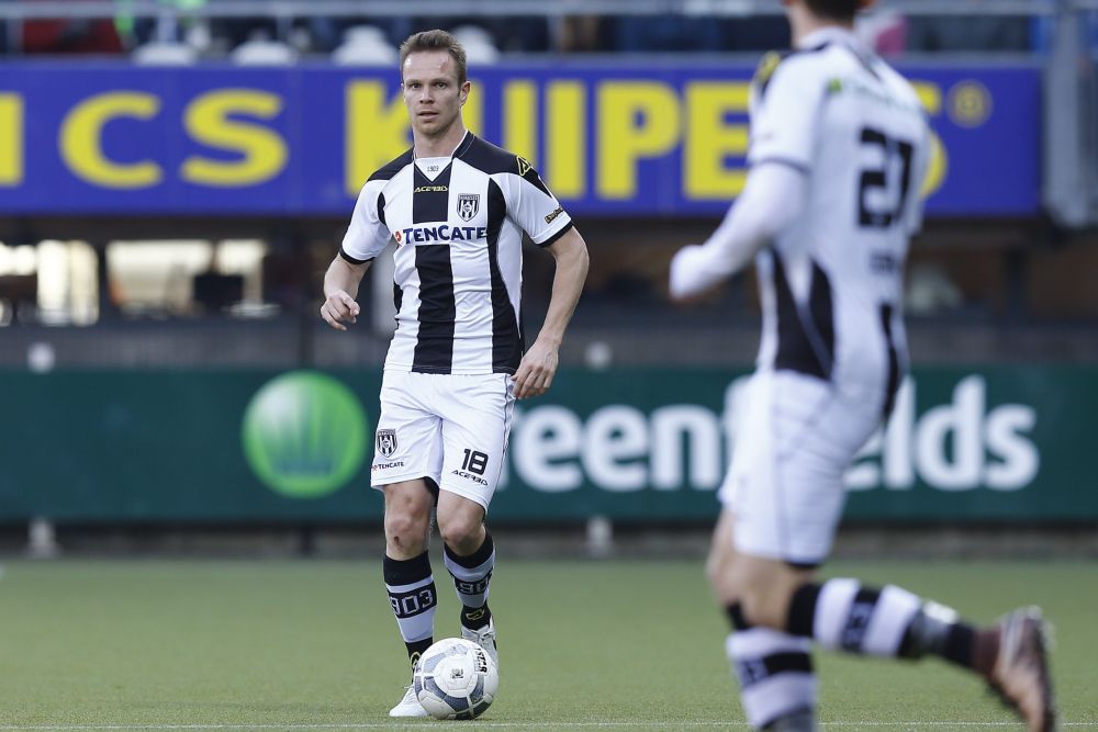 Heracles Almelo-verdediger Zomer stopt per direct met voetballen