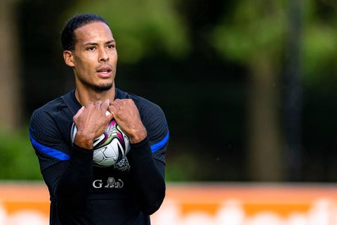 Bondscoach Louis van Gaal benoemt zijn aanvoerders bij Oranje: 'Ik wilde zo weinig mogelijk veranderen'