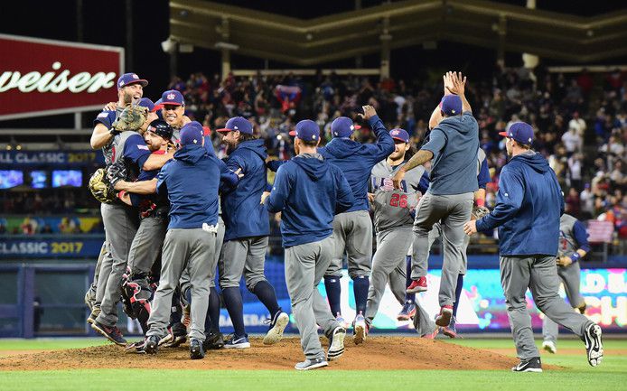 Amerikanen geven Puerto Rico honkballes en winnen de World Baseball Classic