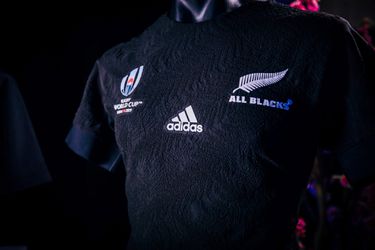 All Blacks lanceren ziek shirt speciaal voor het WK rugby in Japan (video)