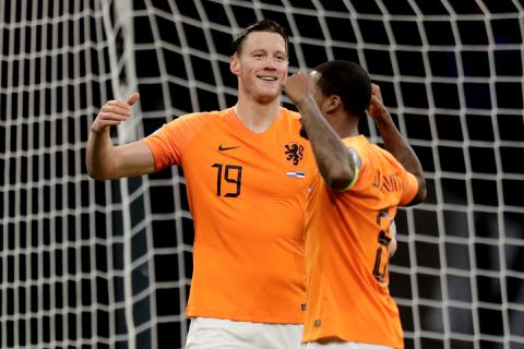 Bondscoach De Boer over Weghorst in Oranje: 'Het ziet er goed uit voor hem'