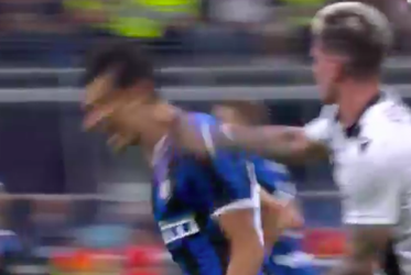 Udinese-speler Rodrigo de Paul krijgt rood na neerhoeken Antonio Candreva (video)