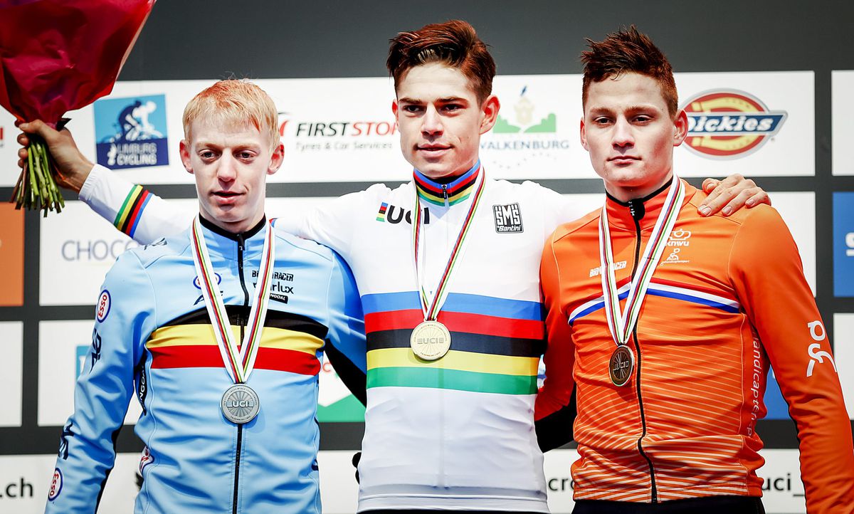 Van der Poel over startgeld: 'Belachelijk dat Van Aert meer krijgt, maar zo is het eenmaal'