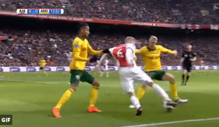 Panna van Van de Beek voorlopig enige hoogtepunt bij Ajax-ADO (video)