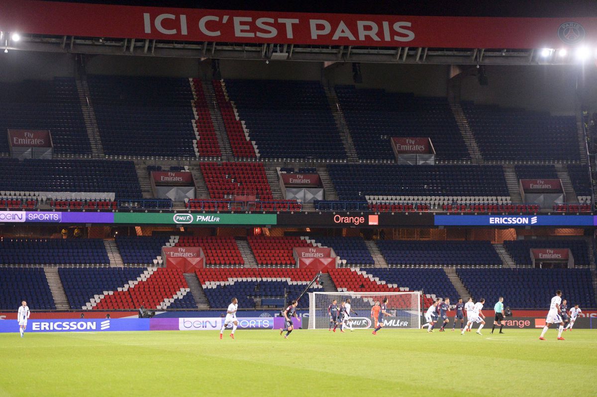 Geen fans bij PSG-Dortmund: zo voelt spelen in een leeg Parc des Princes