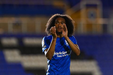 Drama voor Tahith Chong: 'Het doet me pijn om jullie dit te vertellen'