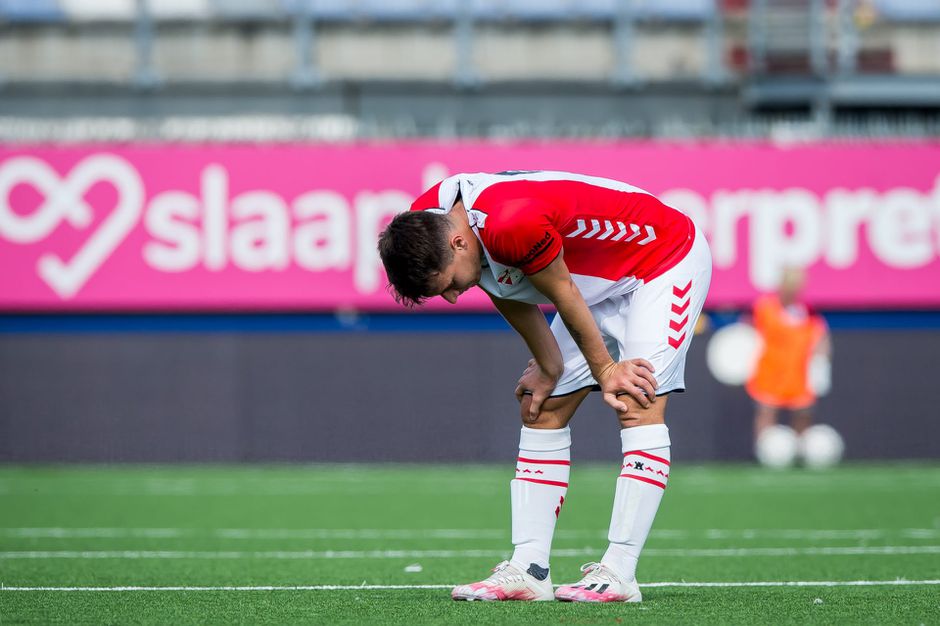 KNVB: sekswinkel mag geen hoofdsponsor worden van FC Emmen