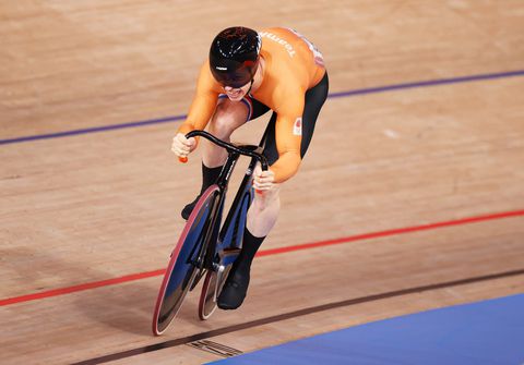 🎥 | ONGELOOFLIJK: Harrie Lavreysen en Jeffrey Hoogland rijden EXACT dezelfde tijd op sprint