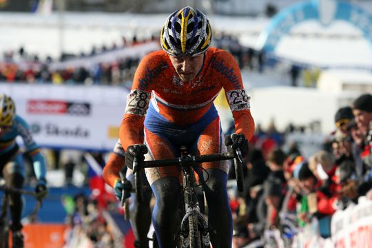 Corné van Kessel sterker dan ploeggenoot Aerts in Hasselt