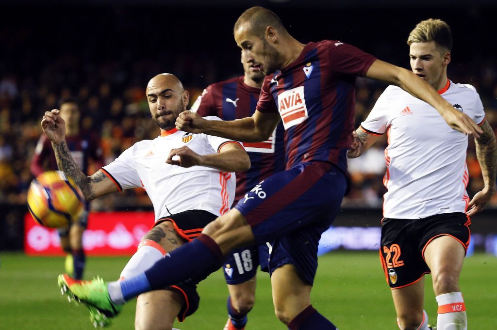 Valencia dik onderuit in eigen Mestalla tegen Eibar