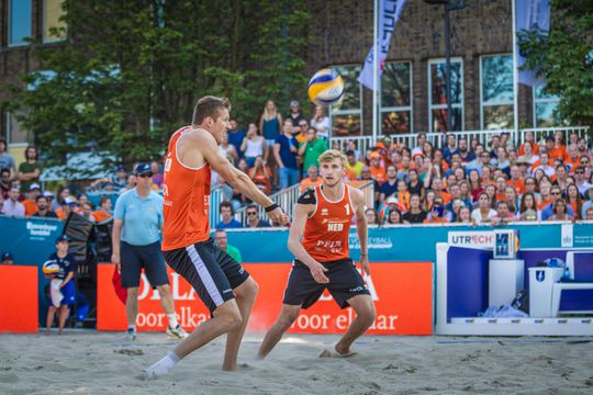 Varenhorst en Bouter onderuit in kwartfinale EK beachvolley (video)