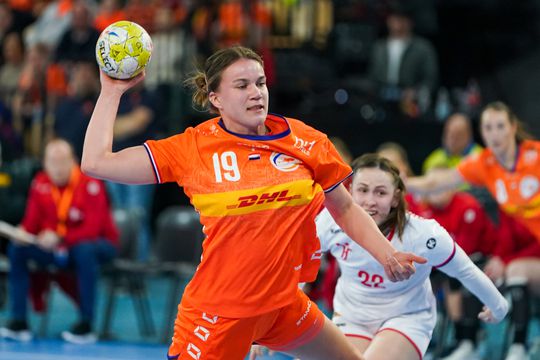 Nederlands wereldkampioene mist WK handbal door zware knieblessure