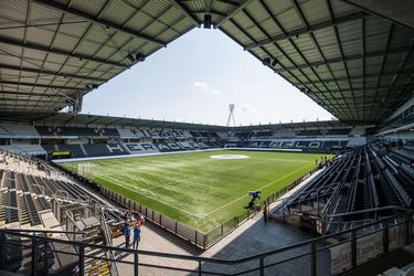 Heracles krijgt nieuw kunstgrasveld