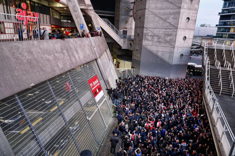 WOW! Wat een feest bij Johan Cruijff Arena na Ajax-Lyon (video)