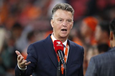 🎥 | Van Gaal wil na de WK-kwalificatie een ander systeem spelen met Oranje