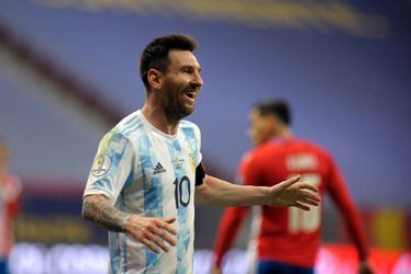 🎥 | Argentinië met recordinternational Lionel Messi naar kwartfinales Copa América