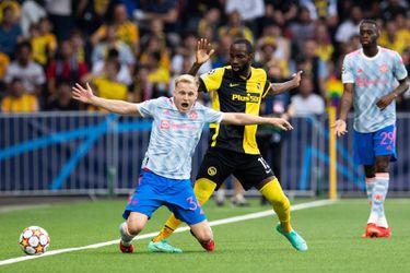 Donny van de Beek aangepakt: 'Onzichtbaar, alsof Man United al met 10 speelde'
