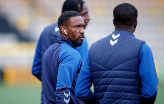 Rangers-spits Defoe laat iedereen schrikken na betrokkenheid bij auto-ongeluk