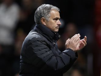 Ook Mourinho eert overleden coach Capecoense: 'Hij had veel vrienden'