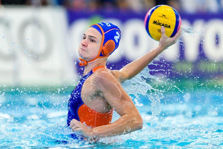 Waterpolosters kansloos in WK-kwartfinale tegen Spanje