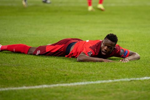 'Ronald Koeman krijgt met Zwitserse middenvelder nieuwe transfervrije speler'