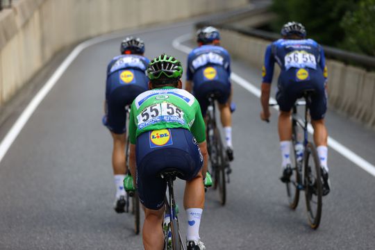 Check hier welke ploeg na 2 weken Tour de France het meeste geld bij elkaar fietste