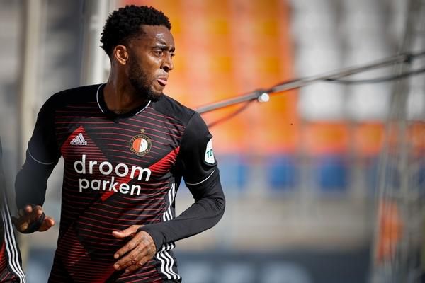Feyenoord komt niet verder dan gelijkspel in oefenpotje tegen Racing Genk