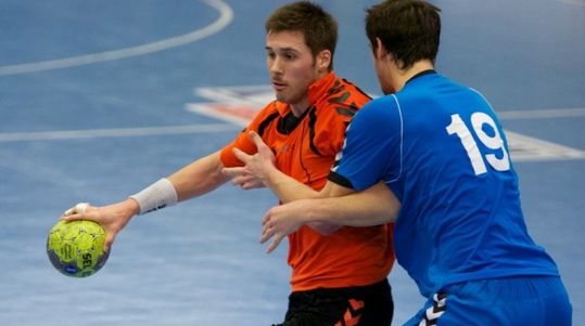 Handballers winnen weer van Letland