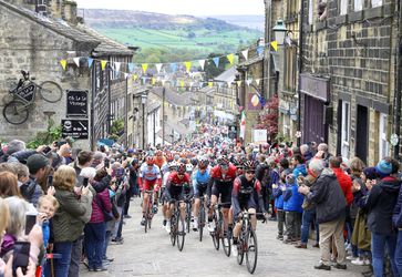 Lawless bezorgt Team Ineos met eindzege Tour de Yorkshire eerste prijs