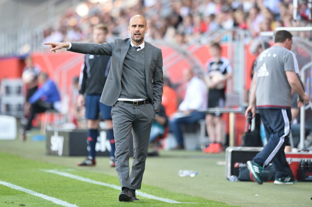 Guardiola blikt terug tijdens laatste persconferentie: 'Het was een waanzinnige tijd'