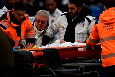 Paniek in Lyon nadat aanvaller in elkaar zakt