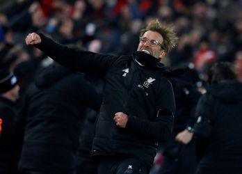 Klopp dropt F-bom tijdens interview en zender moet sorry zeggen (video)