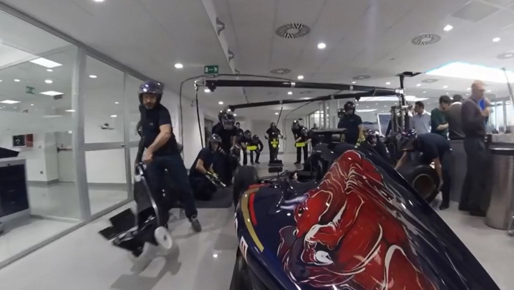 Pitcrew Toro Rosso geeft kijkje in eigen keuken (video)