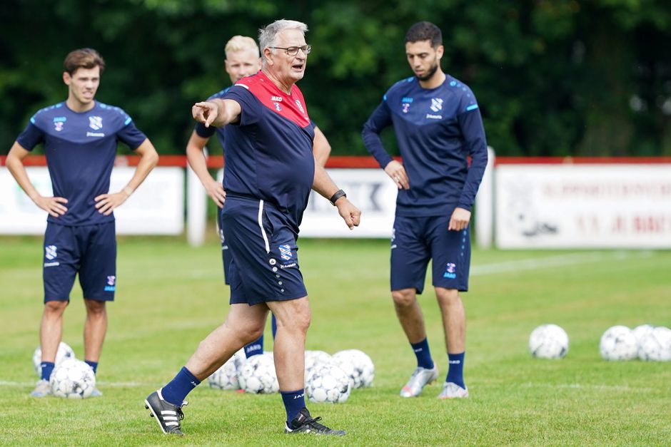 Persoonlijk drama voor Heerenveen-assistent Spijkerman: spelers spelen met rouwbanden